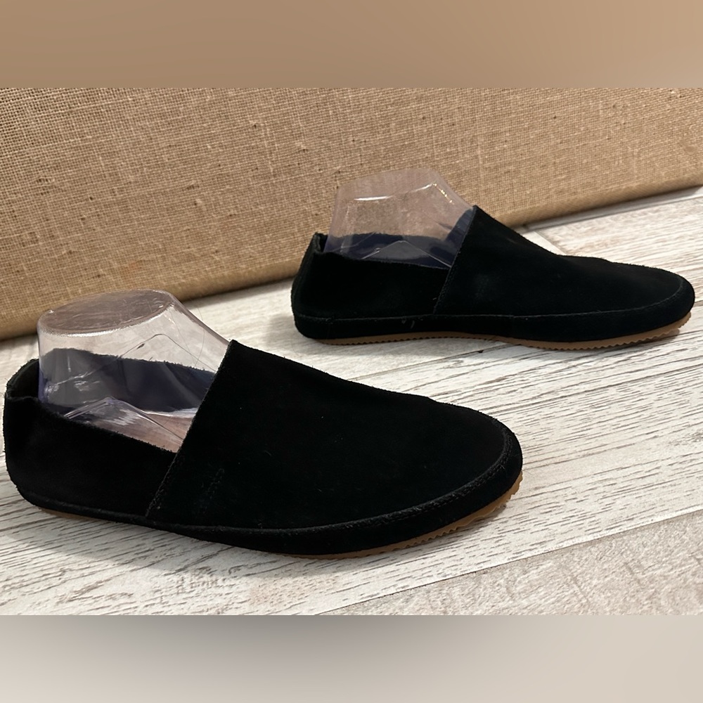 VINCE Men’s Black Suede Leather Slip On Shoes W/ Cushion Cork Insole GUC 8.5